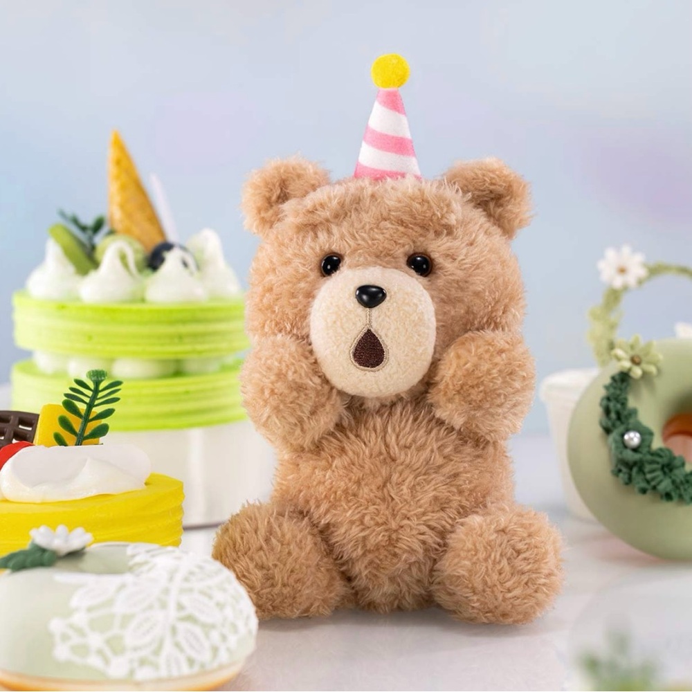 POP MART-TED 2 TEDDY BEAR ACTION PENDANT-PARTY BEAR